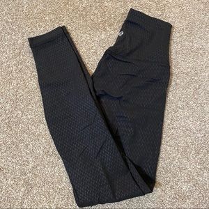 Lululemon 28” Aligns